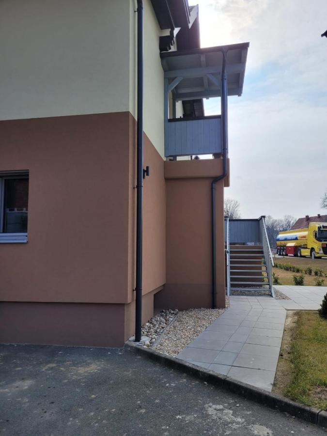 מורק Ferienwohnung Stoisser מראה חיצוני תמונה
